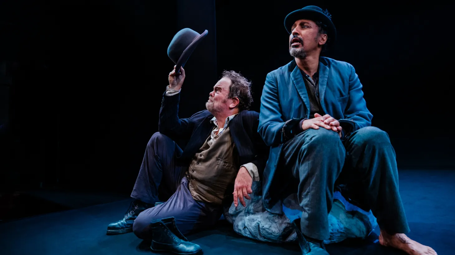 L-R: Rainn Wilson and Aasif Mandvi perform in “Waiting for Godot” at Geffen Playhouse.